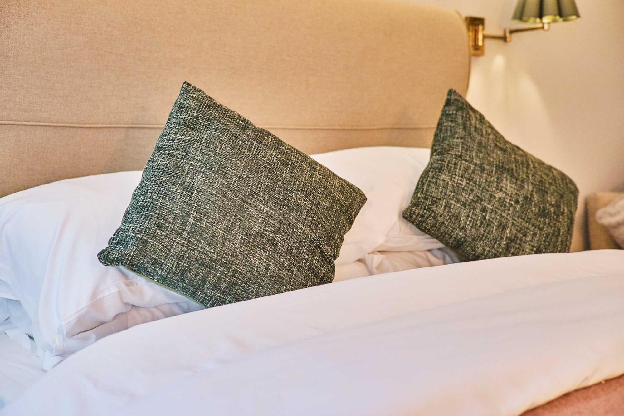 Host & Stay - The Raven Hotel Мъч Уенлок Стая снимка